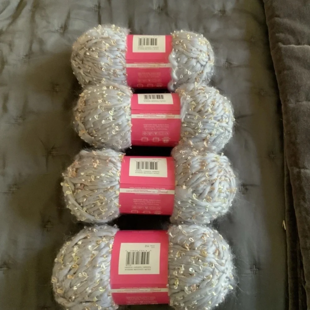 Isaac Mizrahi Premier Yarns 99 yards x 4